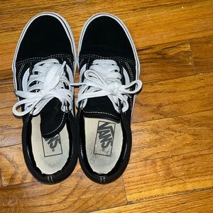 Woman’s Vans Size US 5.5